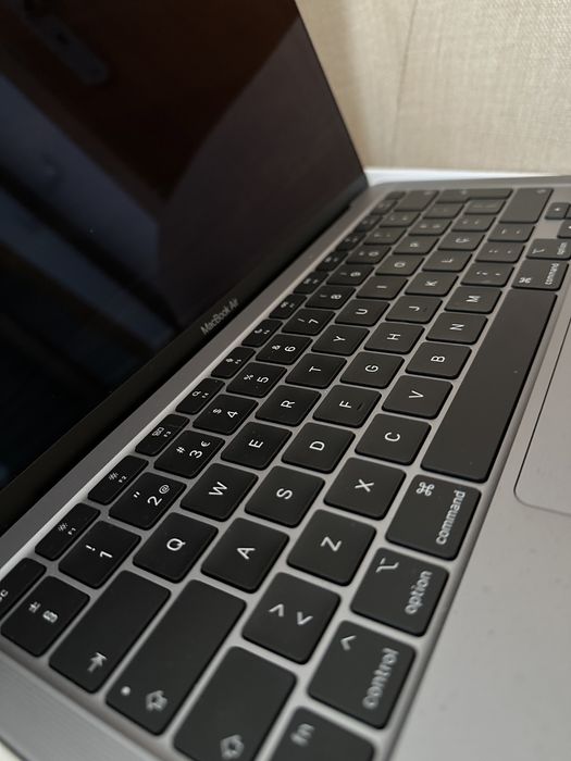 Macbook Air 2020 M1 - Garantia nov/2026