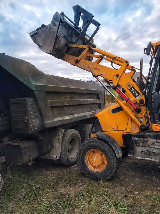 Послуги ескаватором, оренда спецтехніки, камаз