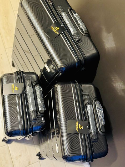 Okazja Zestaw 3 eleganckich walizek Premium-Czarny karnonkwy design