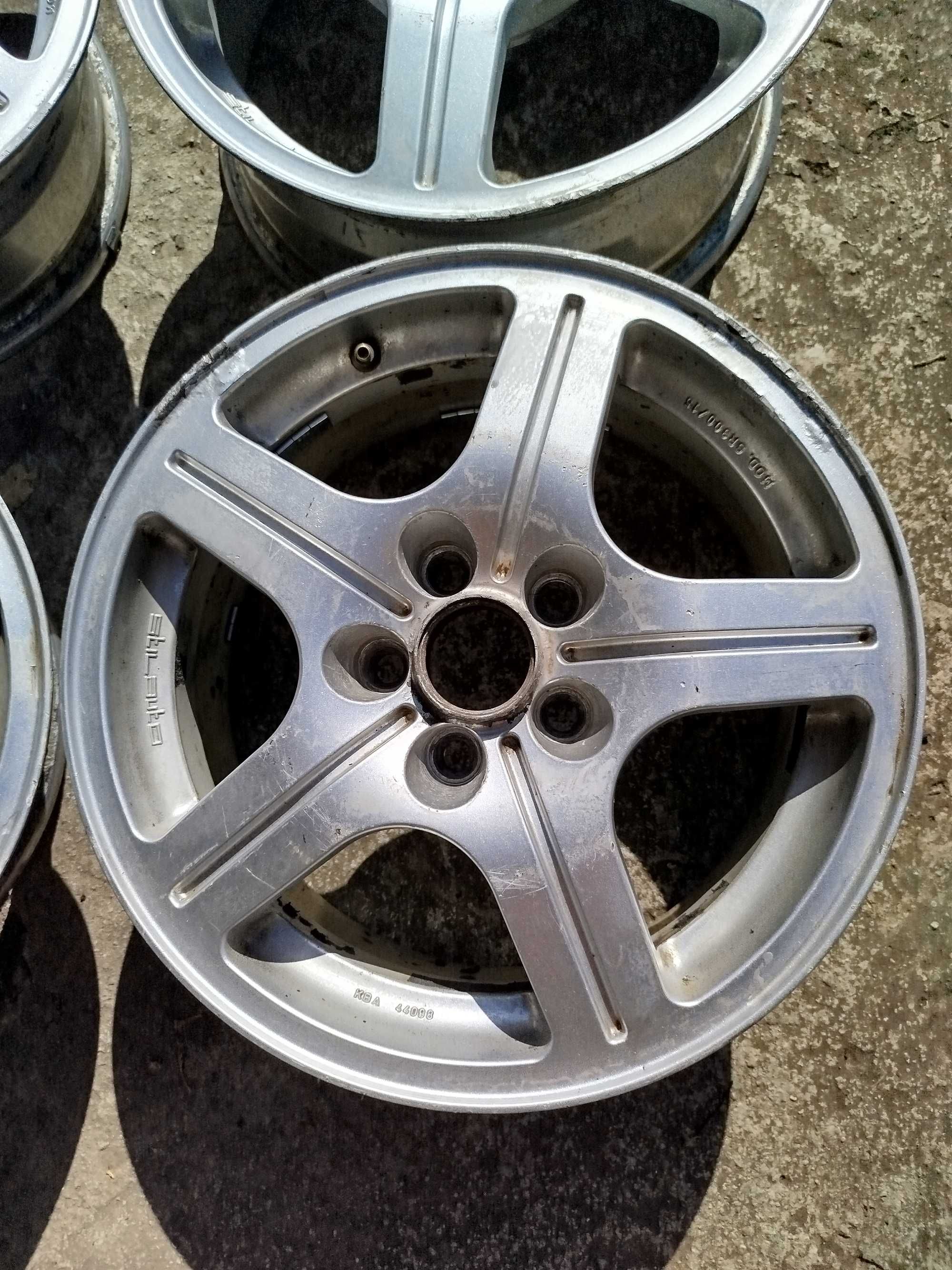 Диски Stilauto SR300 R15 J6.5 5x114.3 ET 40 Dia 67.0