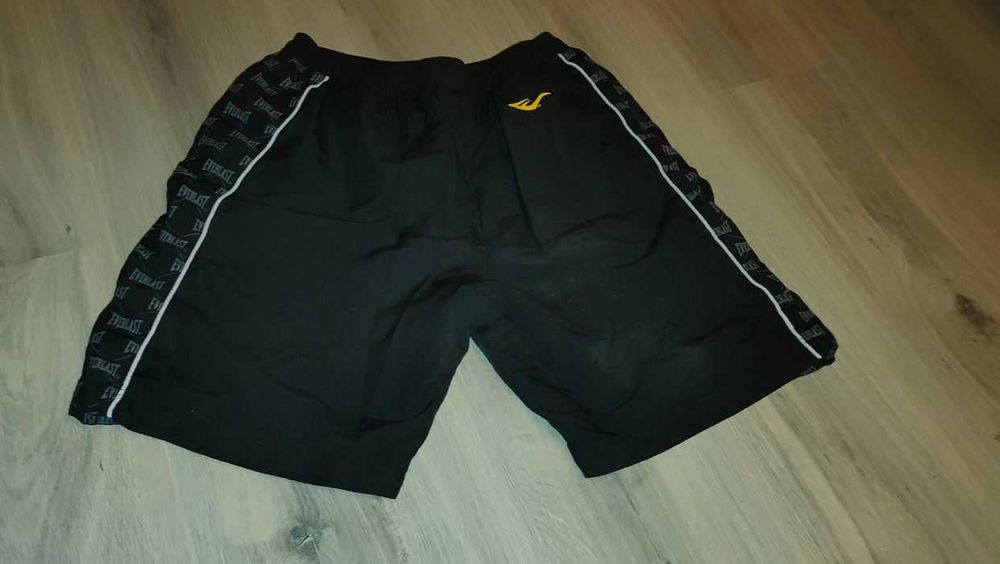 Szorty, spodenki Everlast na 11-12 lat