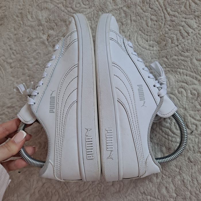 Buty sportowe damskie Puma 37 białe