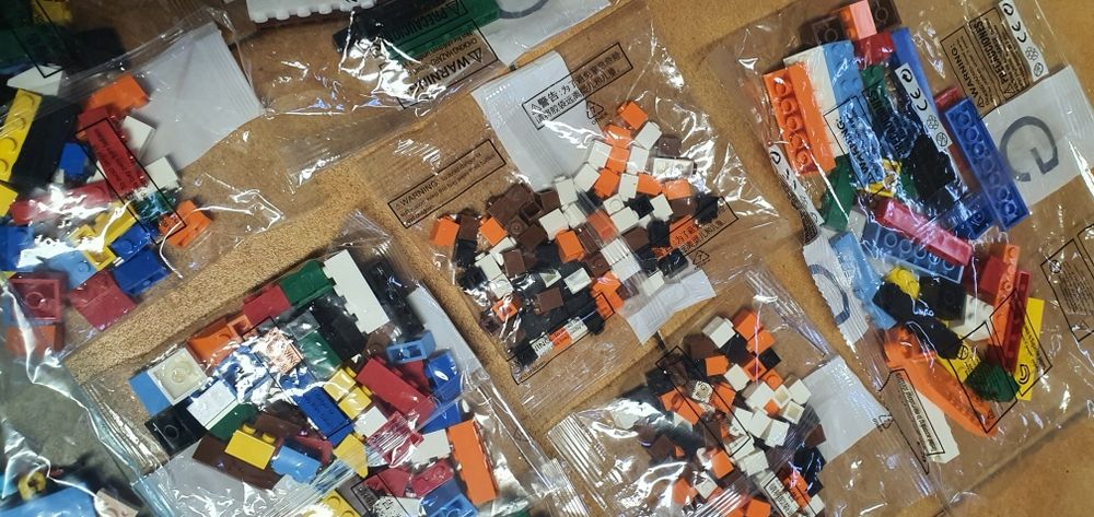 Peças lego diversas