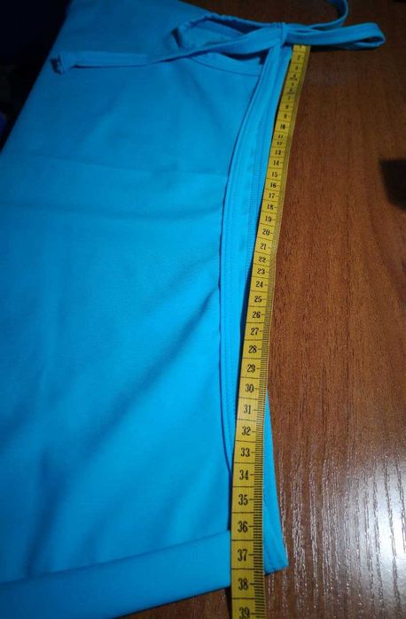 Пляжний костюм з аплікацією