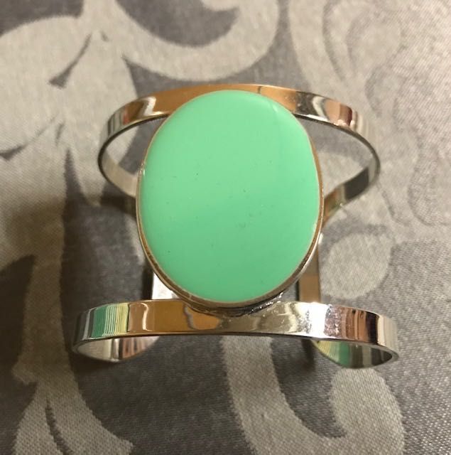Pulseira Prateada / Verde NOVA