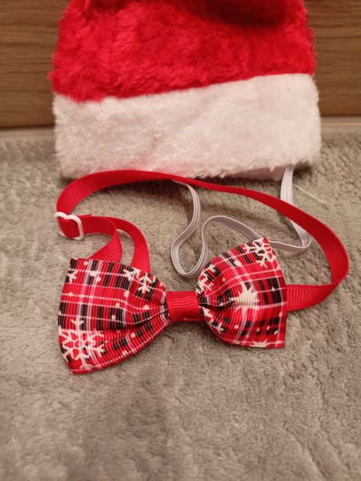 Nowy zestaw świąteczny, czapka Mikołaja i kokardka, obroża regulowana