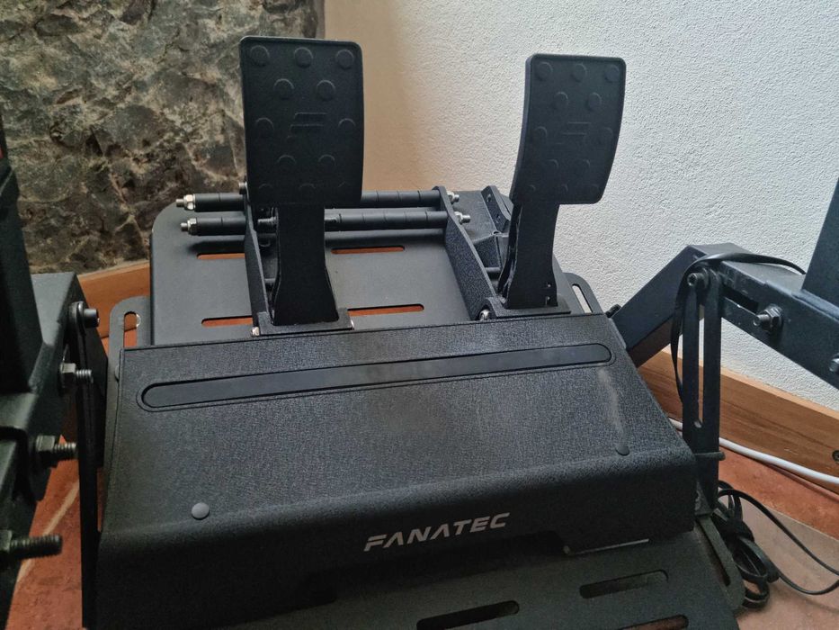 Pedais fanatec csl v2