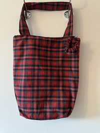Tote bag tecido xadrez vermelho com forro e bolso anterior