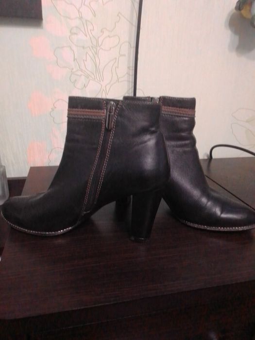 Продам ботинки ( ботильоны)