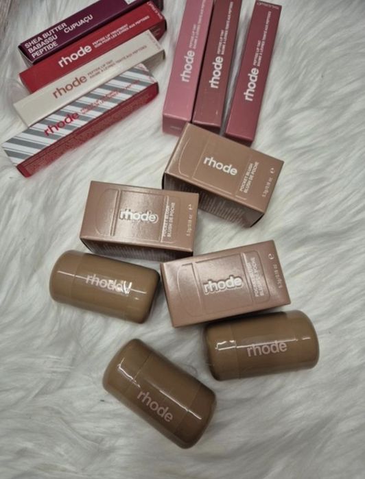 Румяна rhode Pocket Blush