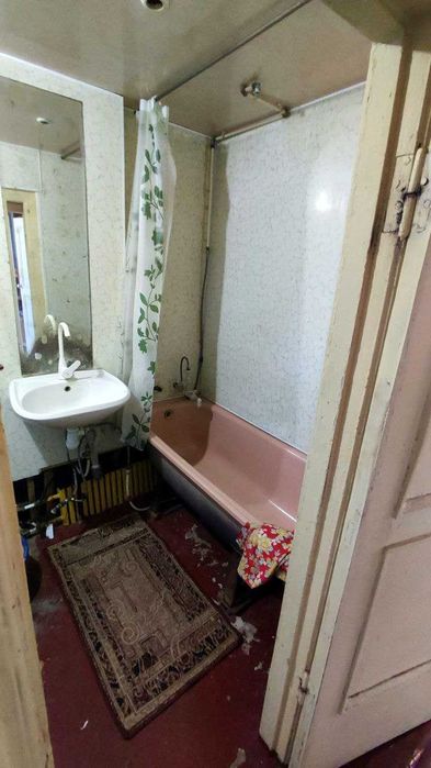 Продається квартира 3 кімнати 72м²