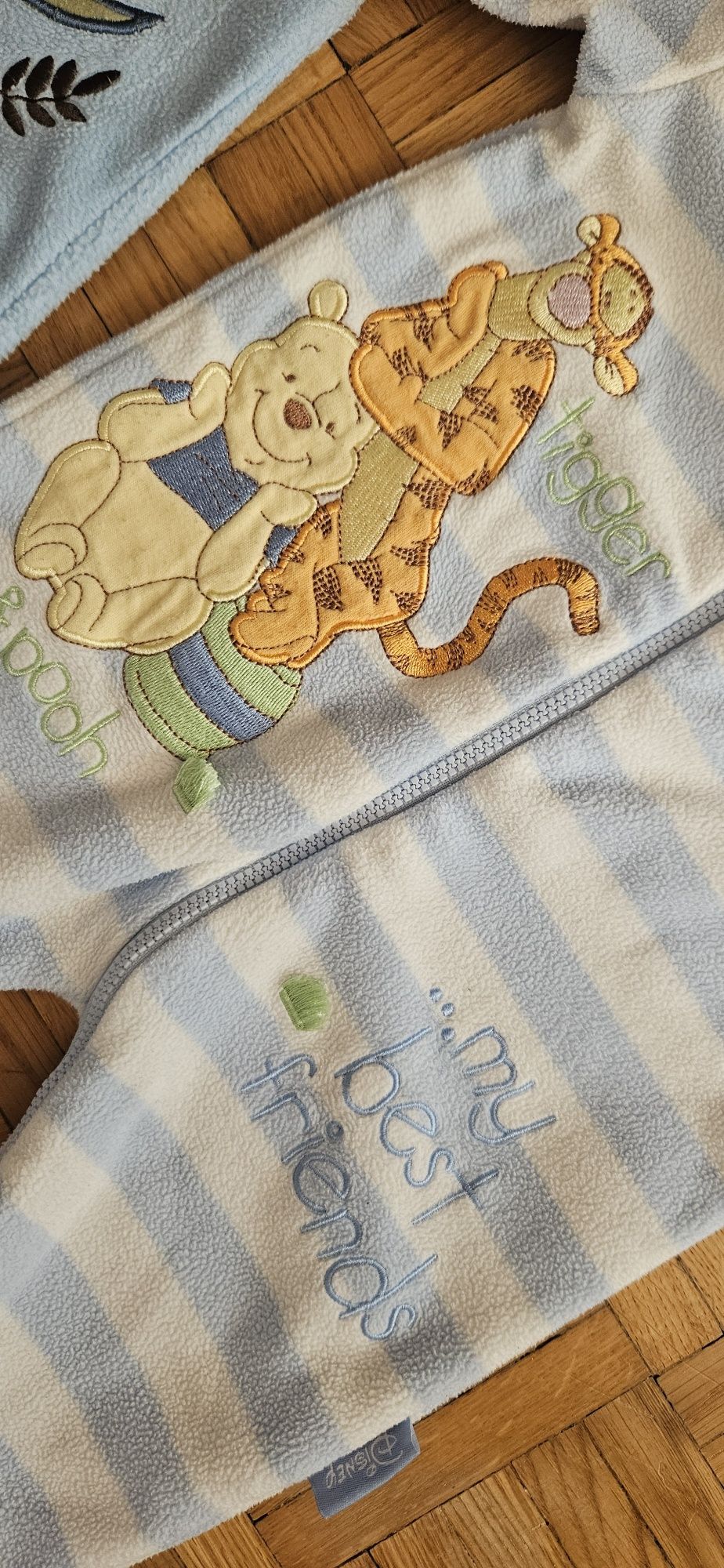 Pajac śpiochy długi rekaw niebieskie 56 - 62 Disney newborn tanio dla