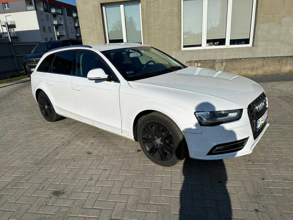 Audi a4 quattro biała