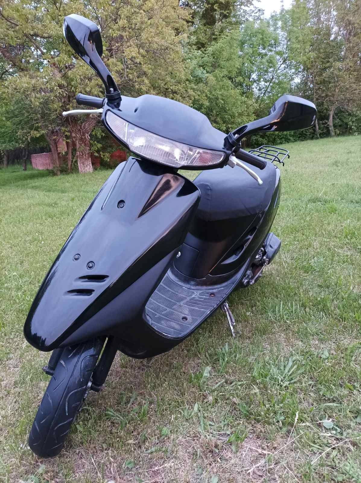 Скутер Honda Dio 28