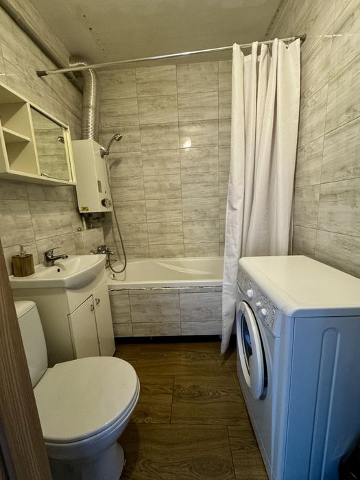 Na wynajem kawalerka 1700 zl z mediami