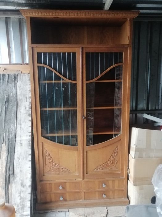 Шкаф книжный дубовый