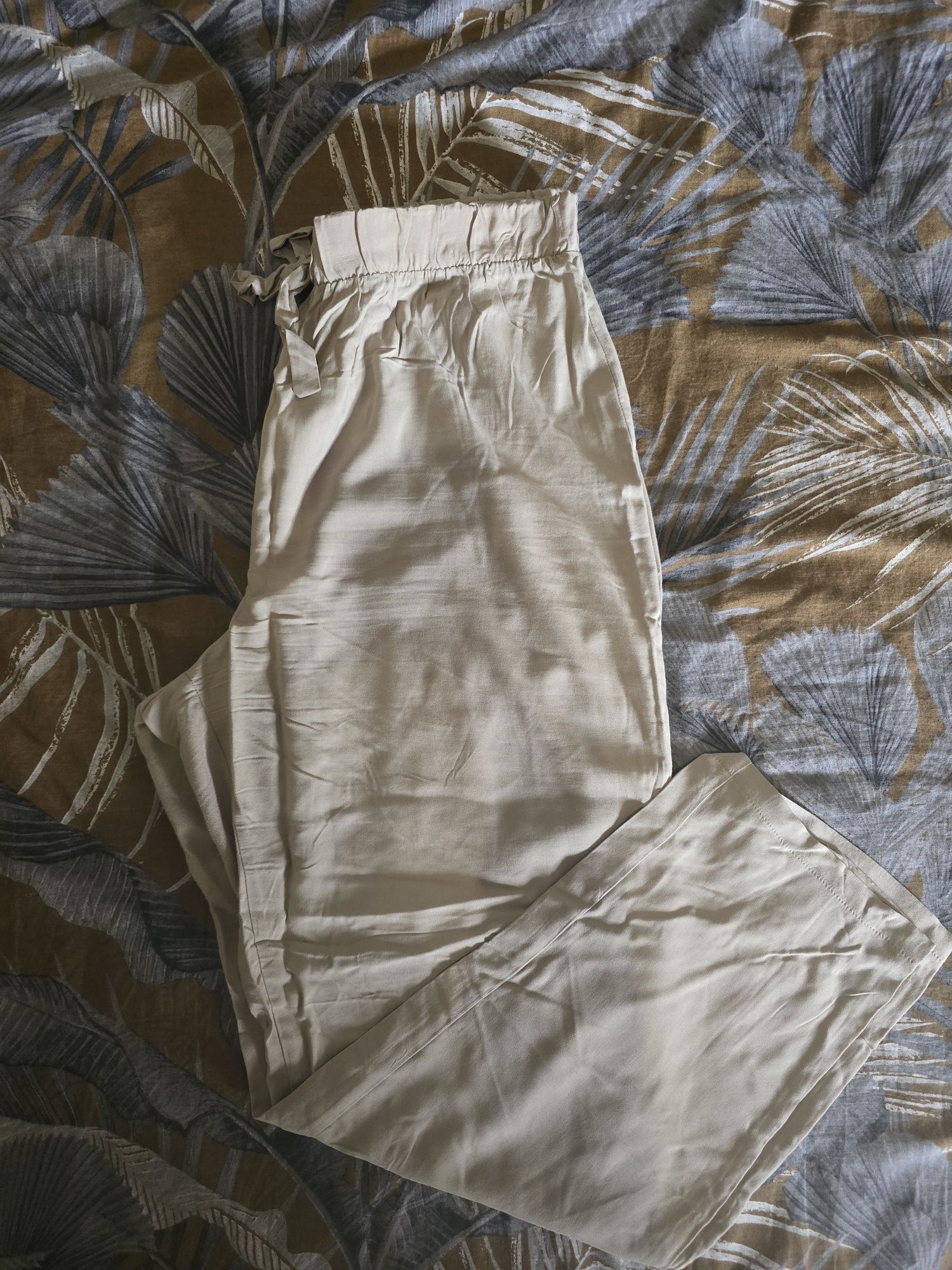 Calça de Verão Bege