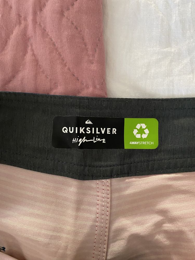 Calções praia Quiksilver como novos tamanho 30