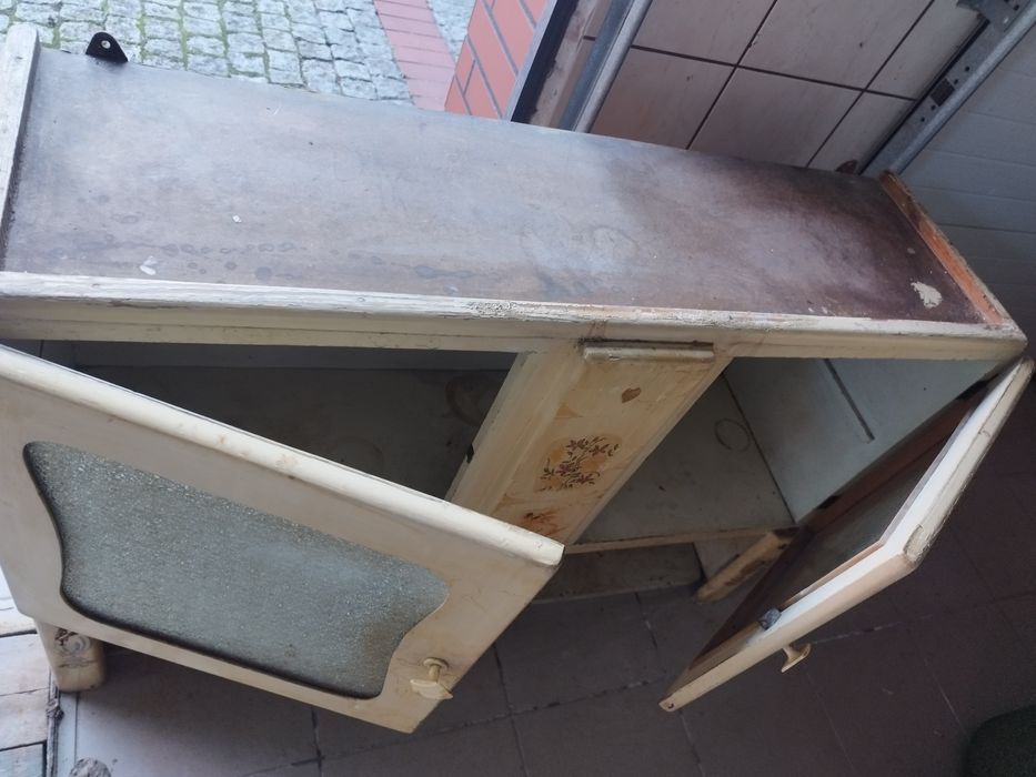 PRL, Kultowy kredens, nadstawka, do renowacji