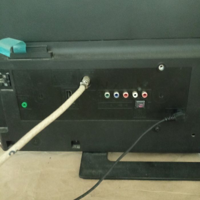 Продається телевізор SONY KDL -32R303B