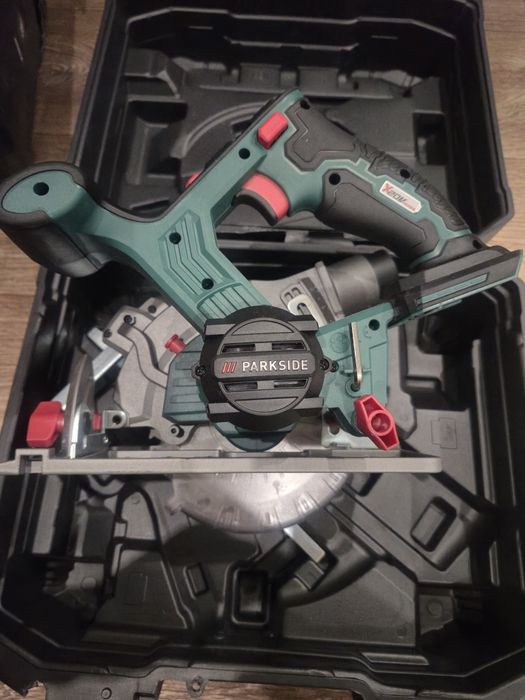 Акумуляторна дискова пилка Parkside