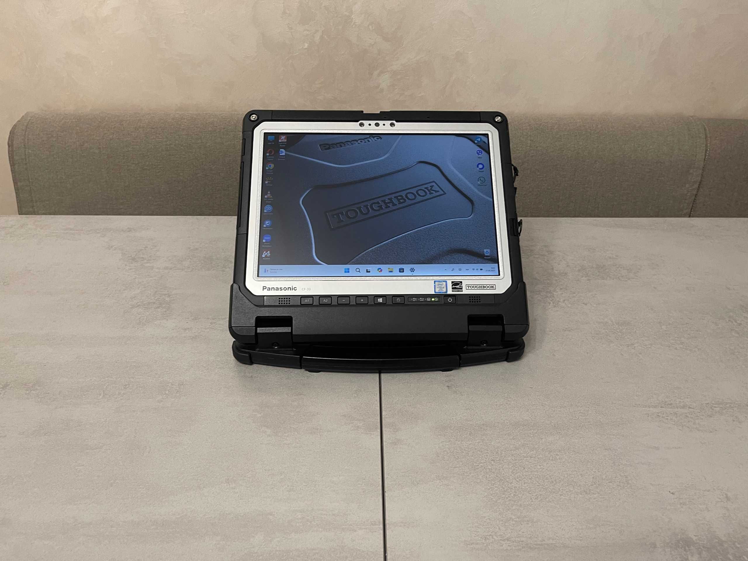 Захищений ноутбук-планшет Panasonic Toughbook CF-33/i5/16GB/512GB/4G