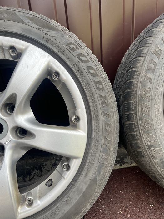 Koła felgi z oponami zimowe Audi a4