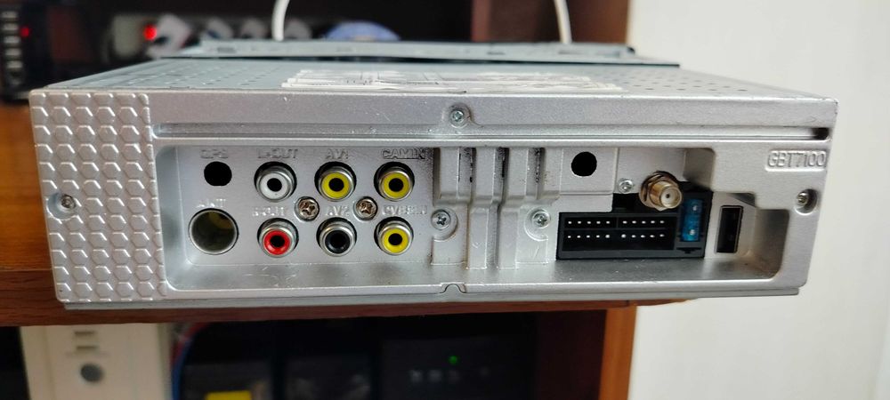 Продам автомагнитолу Pioneer 7150G GPS 1DIN с Bluetooth .