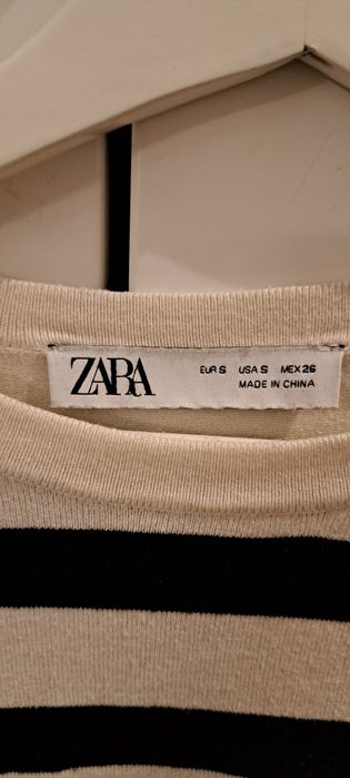 Sweter w paski damski