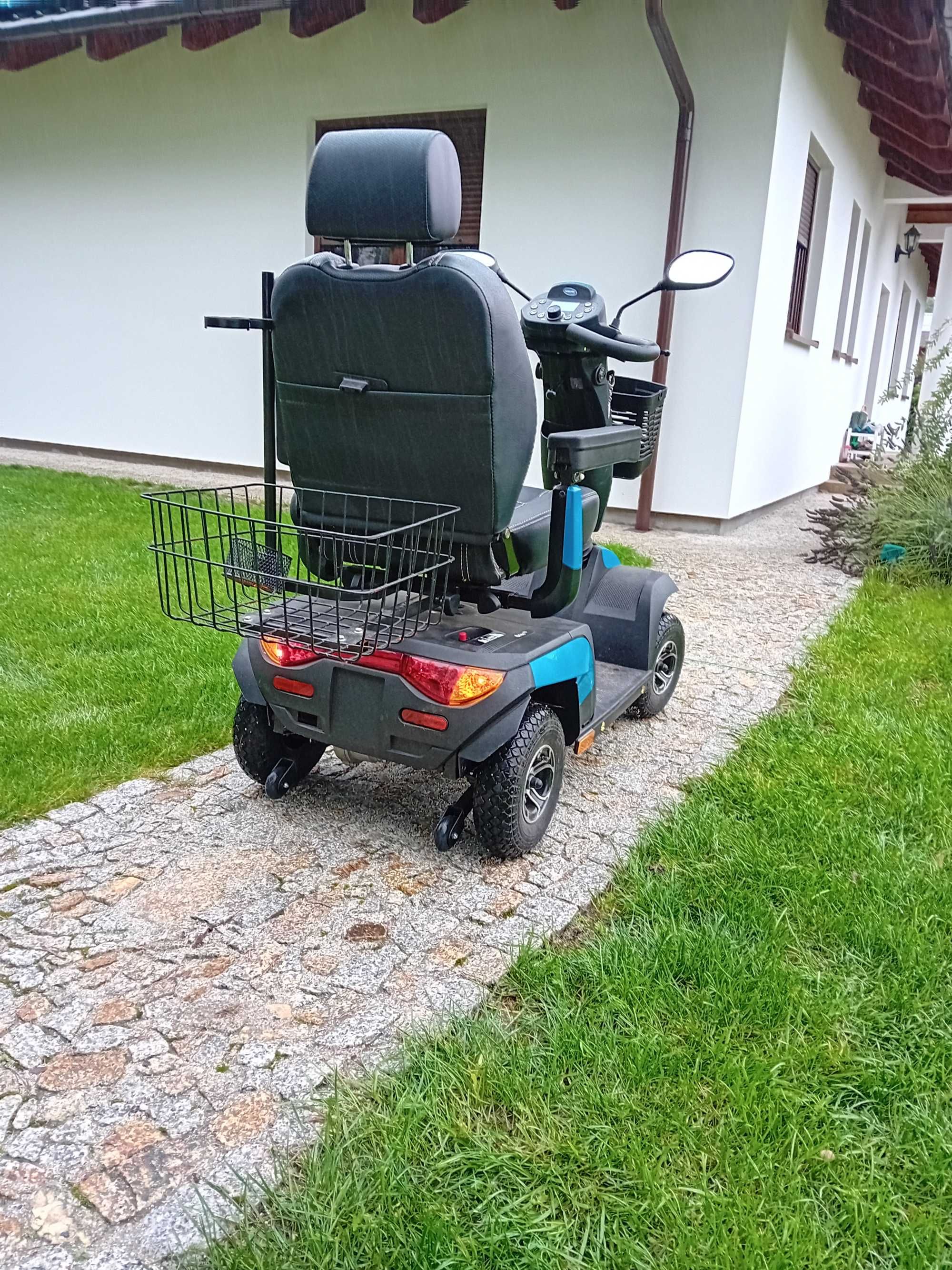 Wózek inwalidzki  INVACARE