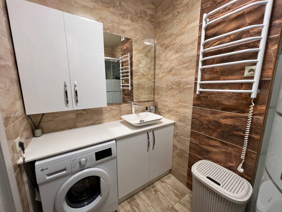 Продам квартиру с ремонтом в ЖК Приморские сады