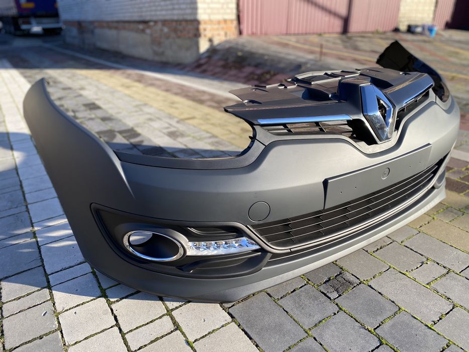 Бампер передній megane 3 меган 3 решітка дхо разборка