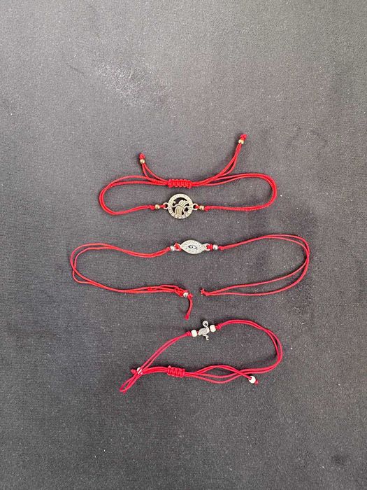 bransoletki szczęścia na czerwonym sznurku z skorpion, oko, flaming