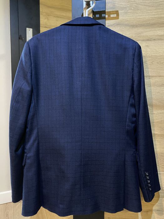 Sprzedam dwa garnitury