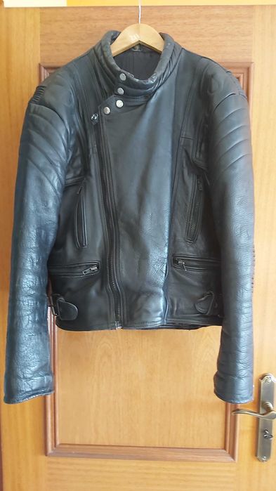 Casaco de mota em couro vintage tam 52/L