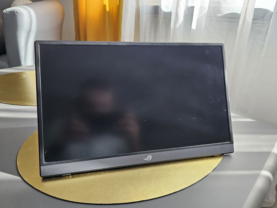 ASUS Rog strix XG16ahpe