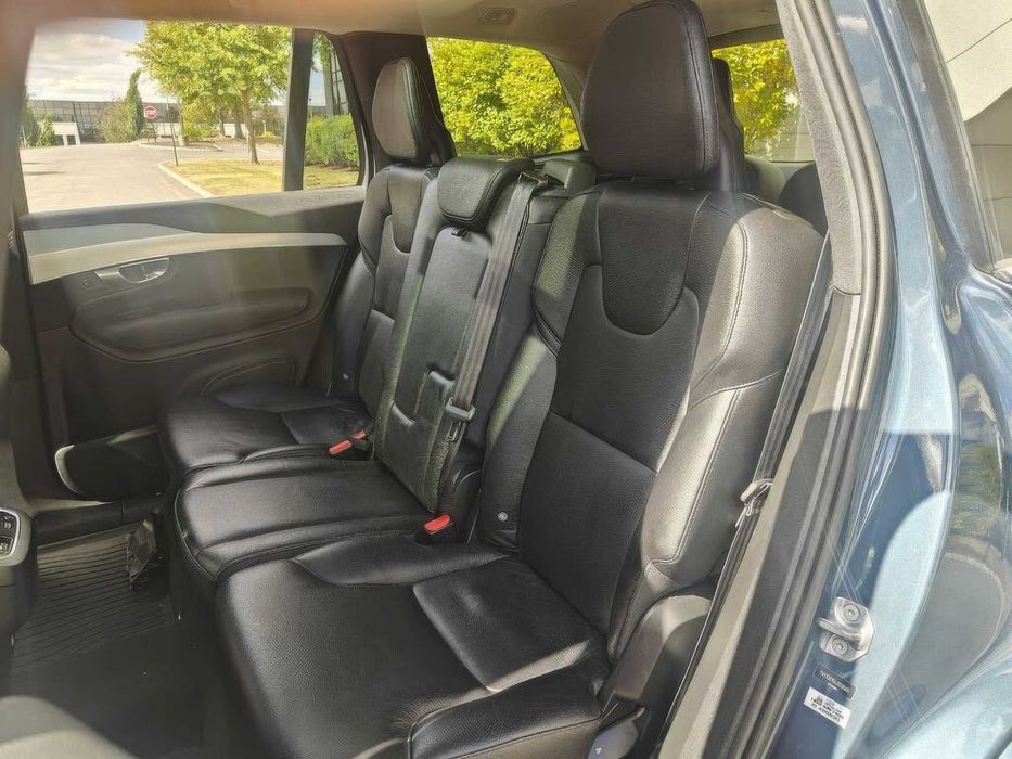 Volvo XC90 T5 Momentum 7-Passenger      2018