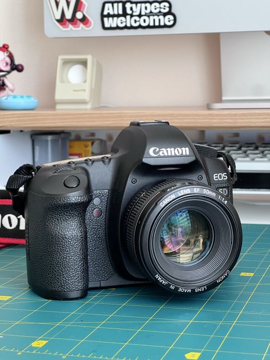 Canon 5d mark II + обʼєктив 50mm f.1/4