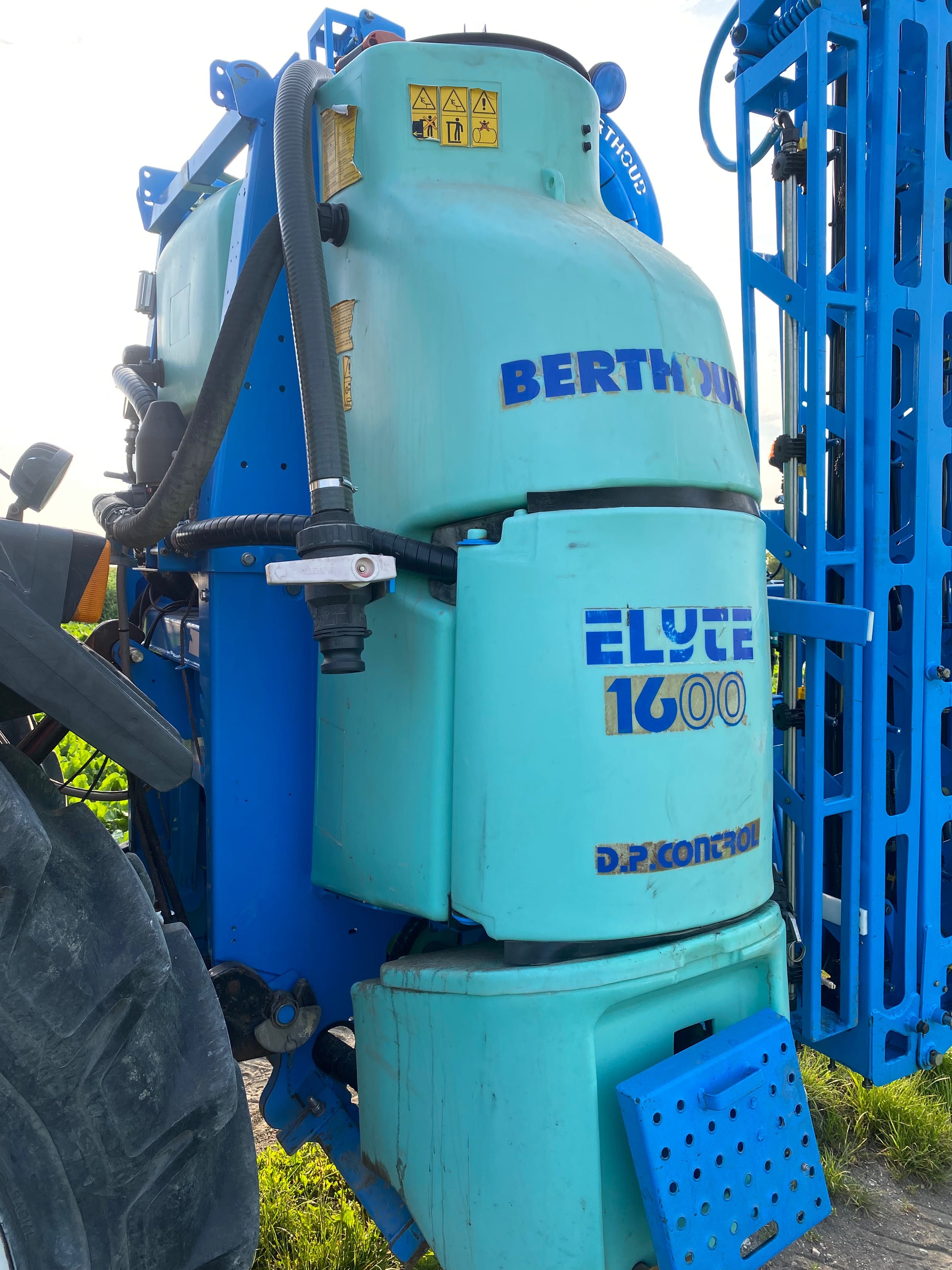 Opryskiwacz Berthoud elyte 1600l 24 metry