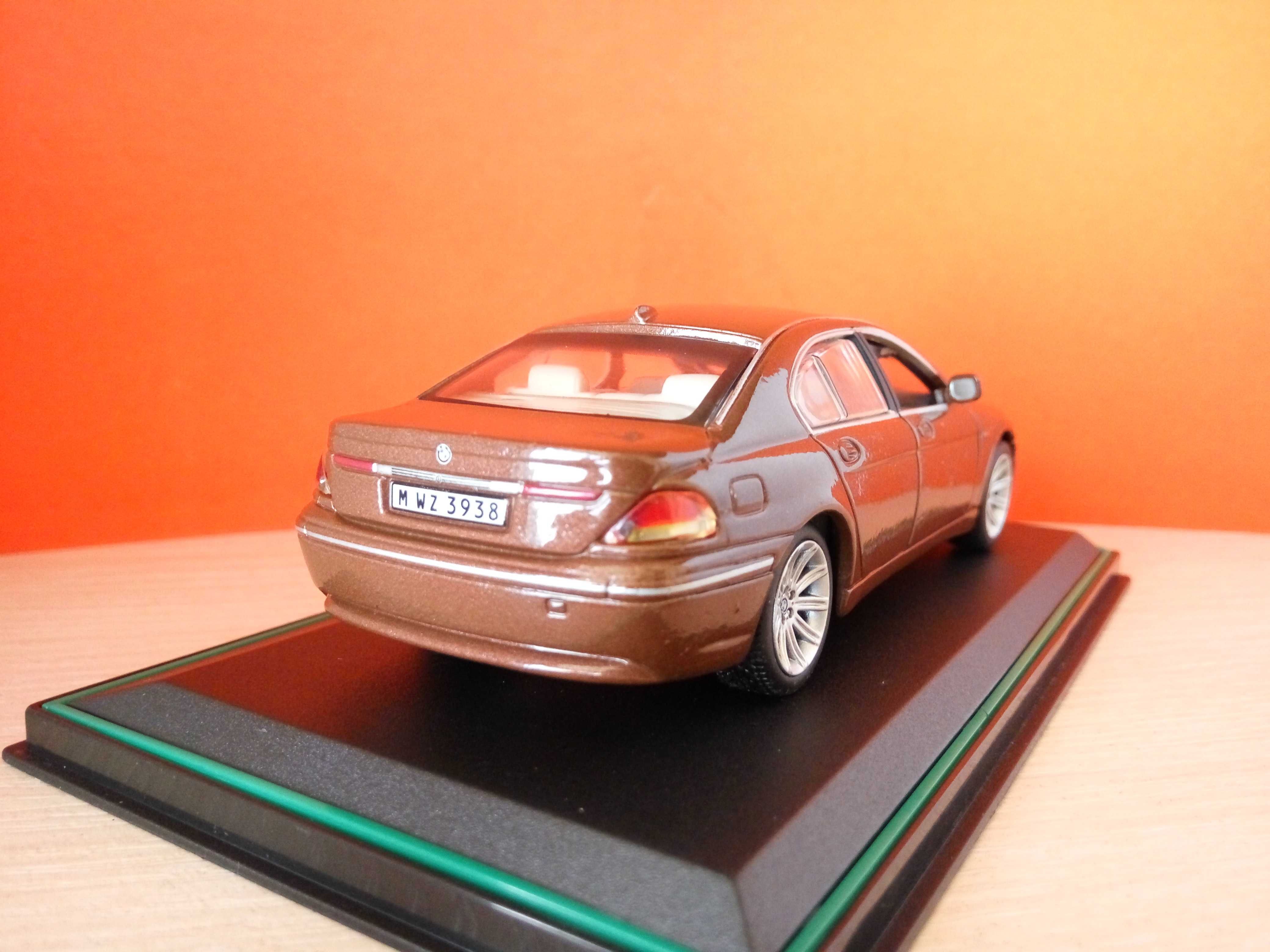 BMW 745i Sedan, ранний вариант Cararama/Hongwell, масштаб 1/43