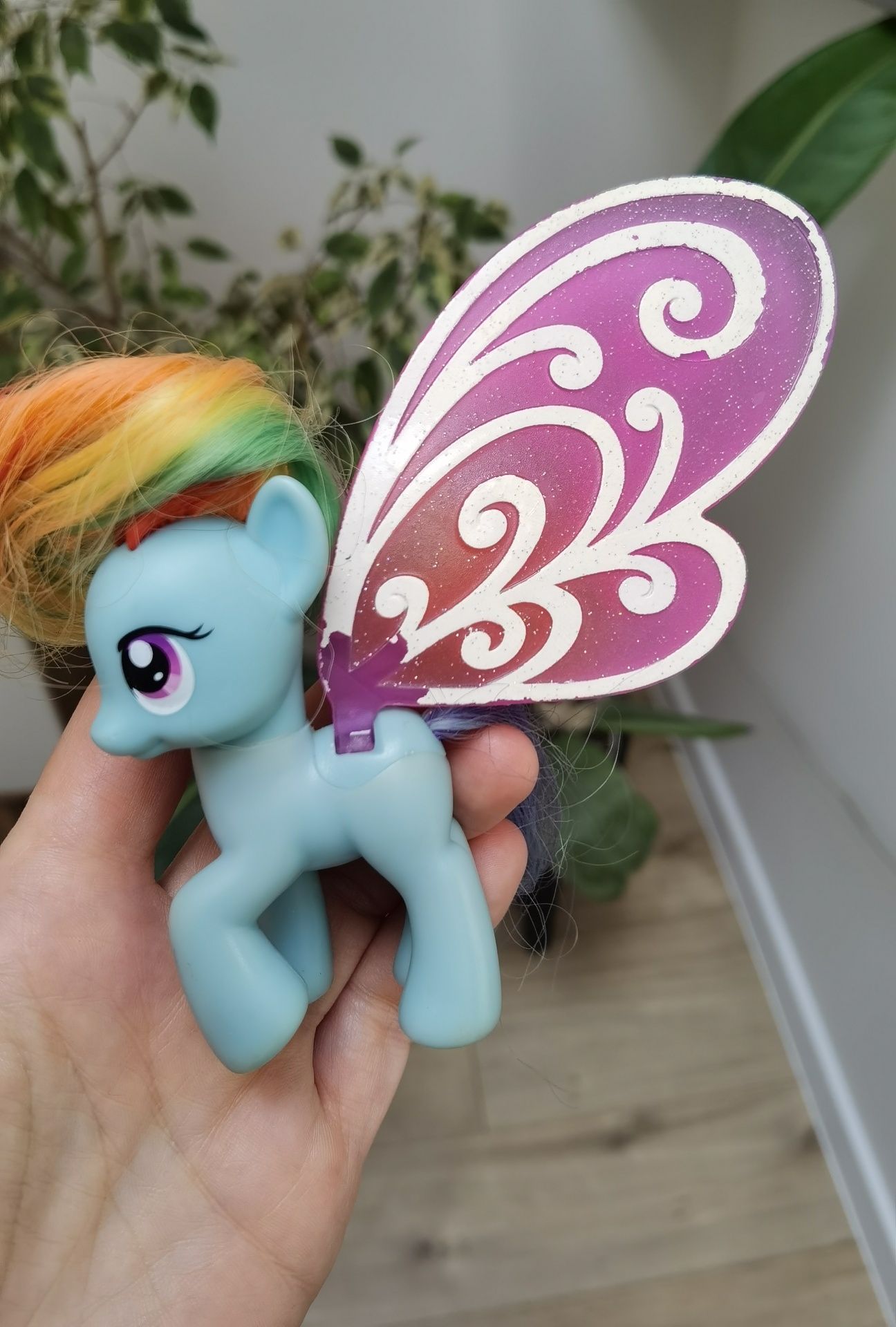 My Little Pony G4 Rainbow Dash Glimmer Wings 2011 kucyk