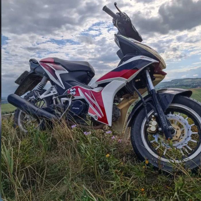 Продам мото spark sp125c-4wq