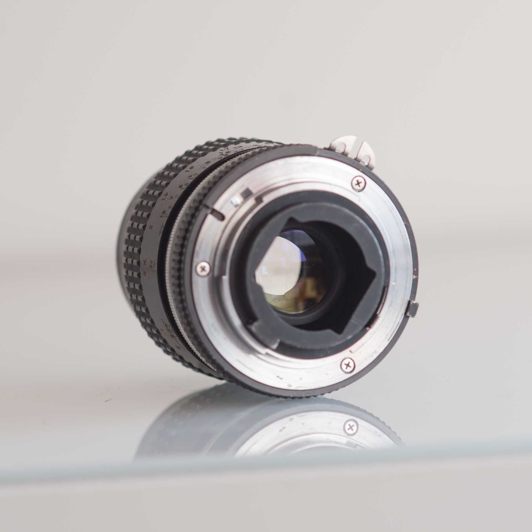 Nikon AI-S 55mm F2.8 micro-nikkor Macro Lens, Full frame lens