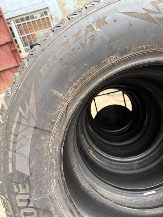 Шины Бу 255 65 R 17 Bridgestone Blizzak Dm-V2 резина зима пара