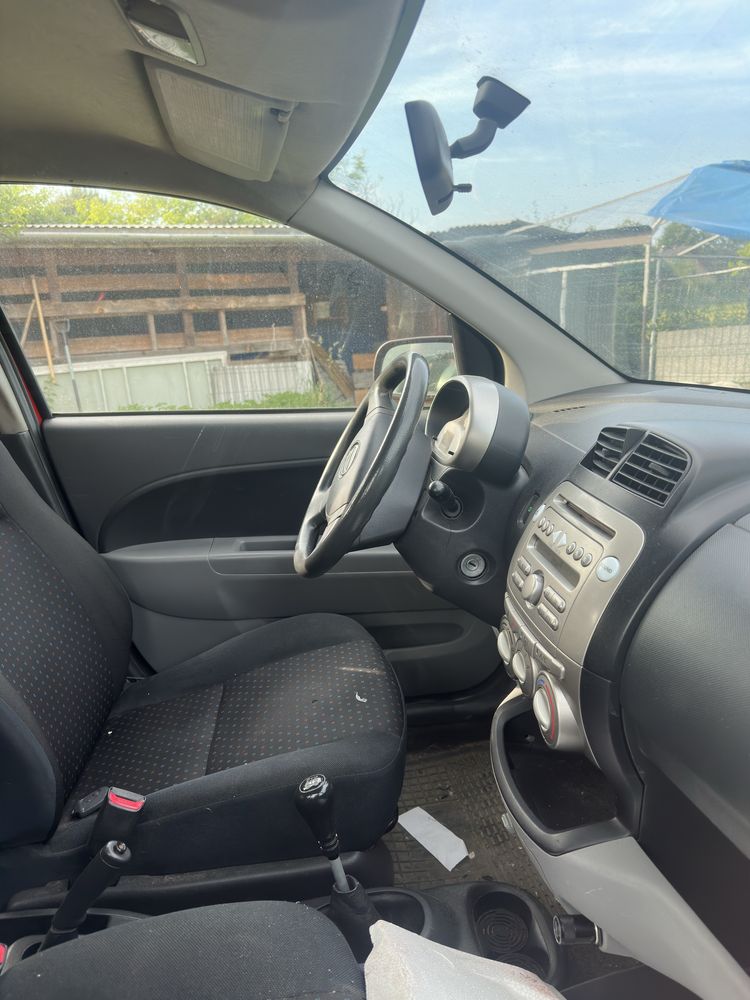 Daihatsu sirion 1.0