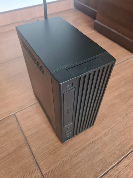 Komputer mITX 3400g 16gb 500gb nvme wifi