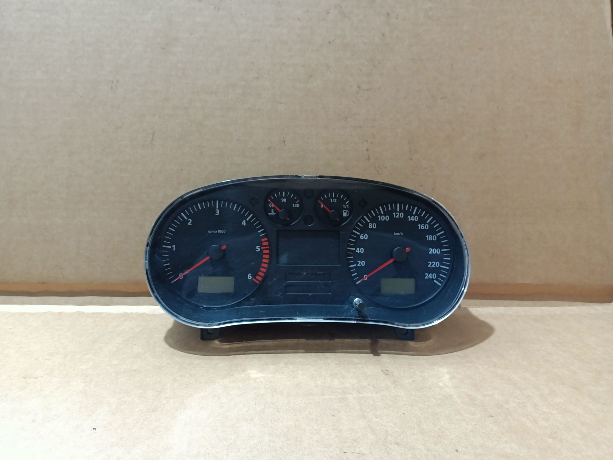Licznik zegary VDO Seat Leon I Toledo II 1.9 TDI
