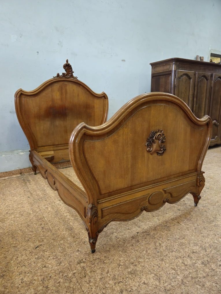 Stare ludwikowskie łóżko francuskie rocaille //
