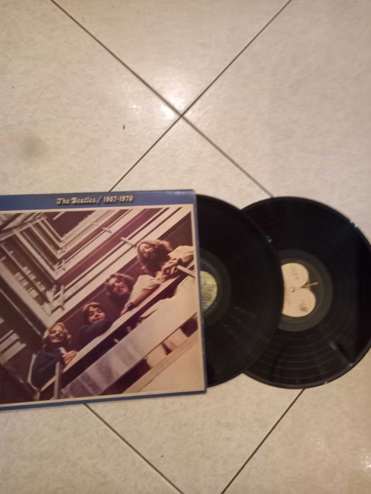 Albums duplos de vinil.beatles.pink flyd mickael jacson .varios