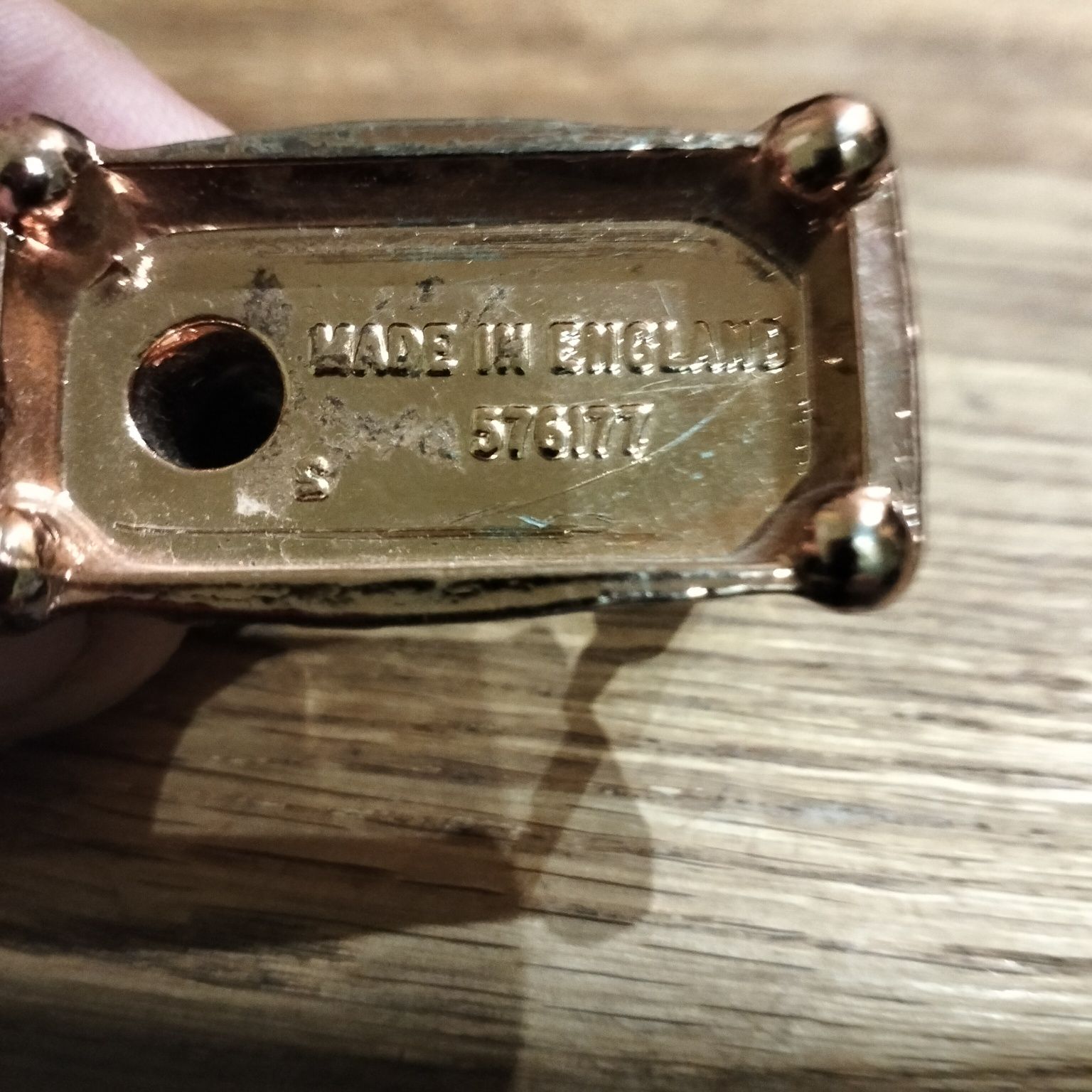 Figurka miniaturowej maszyny do szycia Miedziana 4 x 4,5 cm nowa